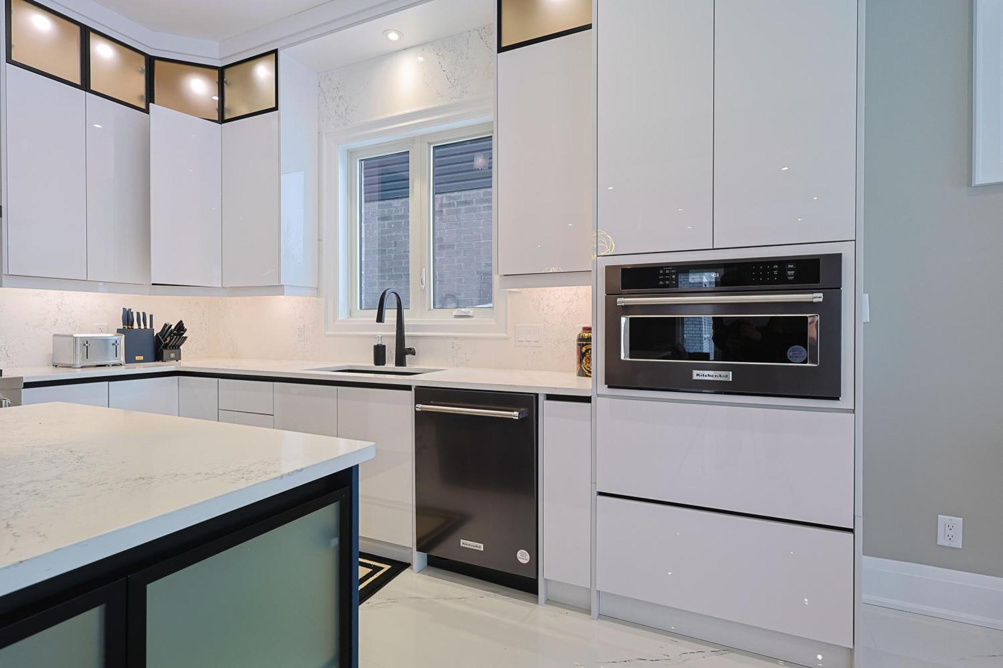 Modern 6 Bedroom Masterpiece In Niagara Falls Exteriör bild