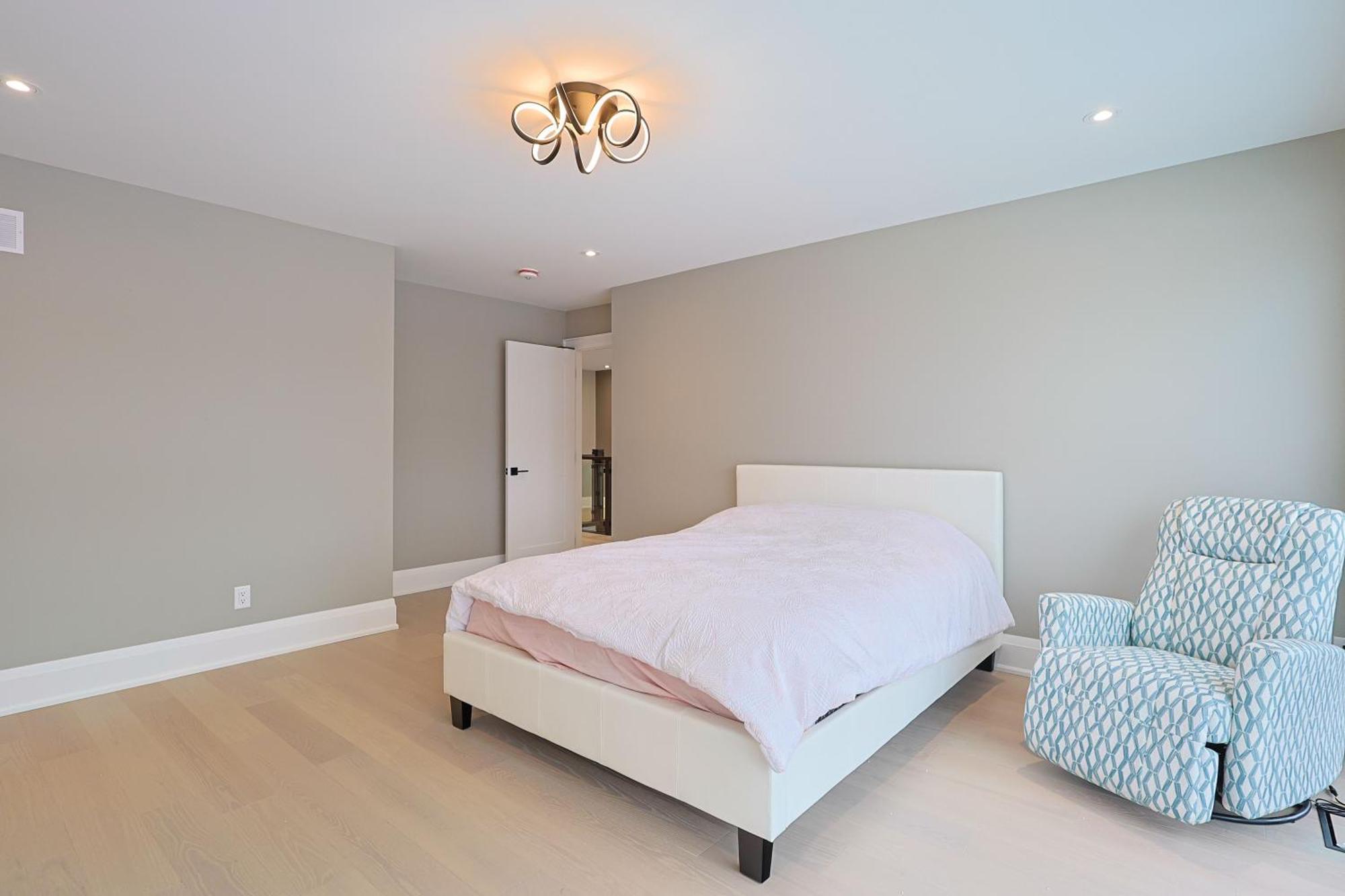 Modern 6 Bedroom Masterpiece In Niagara Falls Exteriör bild